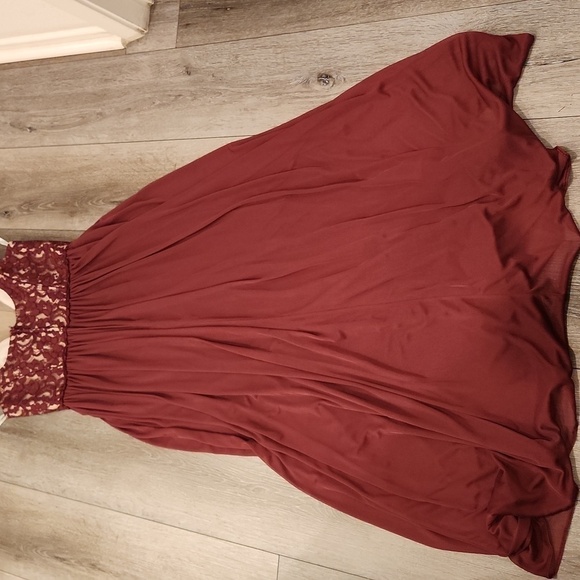 Davids Bridal Dress - Picture 8 of 8